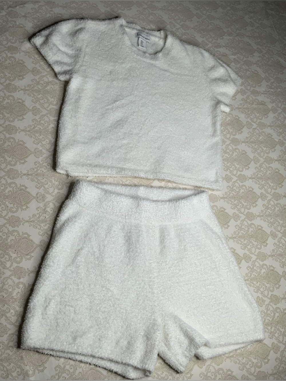 Cupcakes and Cashmere White Pajama Set Shorts & Top Size Small Soft Lounge